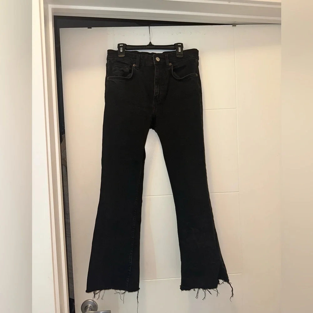 Zara High Rize Jeans - Picture 1 of 5